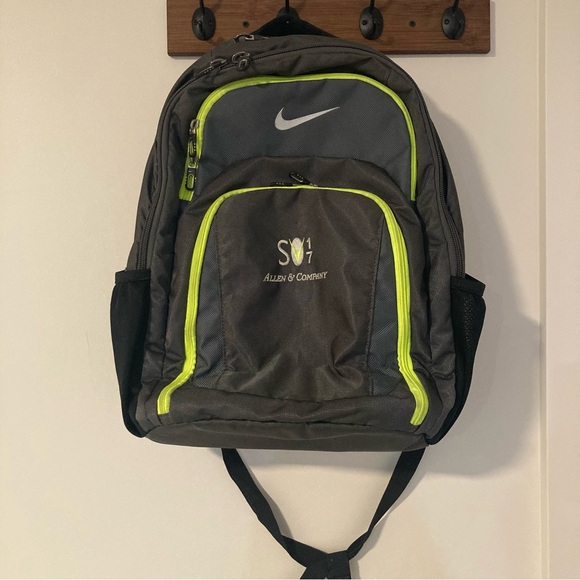 Nike Charcoal and Green Backpack - Picture 2 of 16